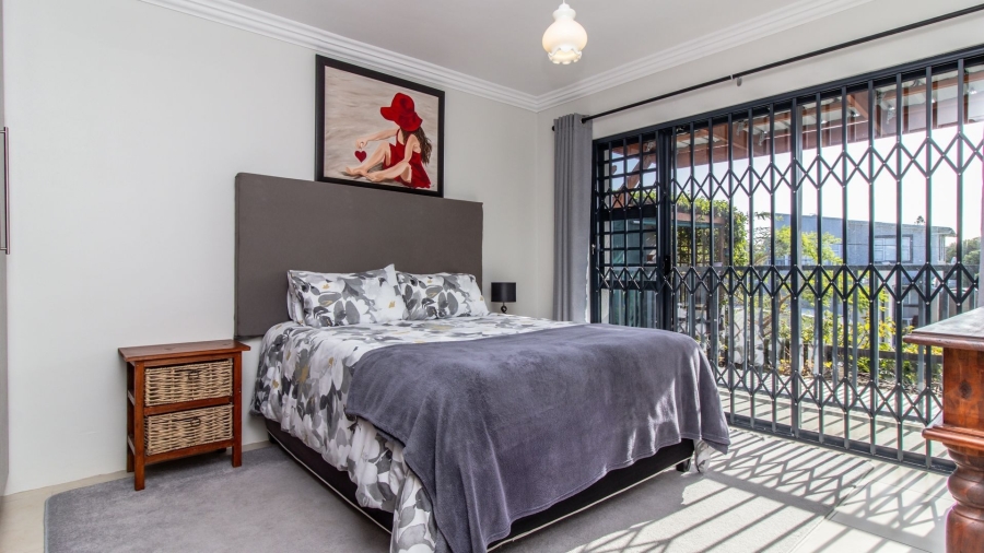 6 Bedroom Property for Sale in Franskraal Western Cape